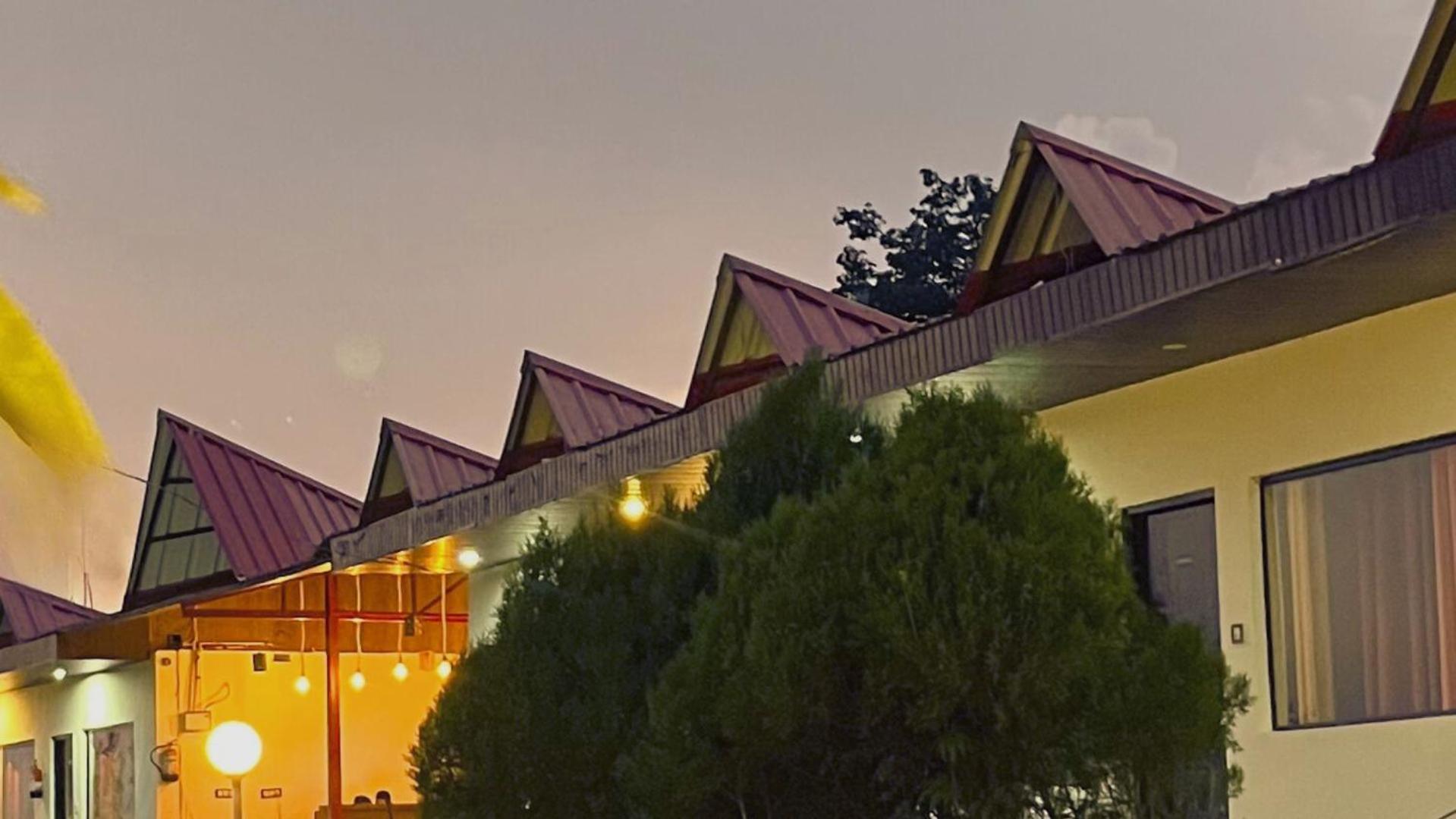 Haut Monde King'S Paradise Resort 카나탈 외부 사진
